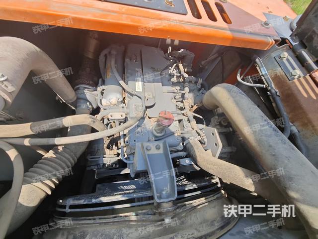 发动机整体俯视(整机外观) 发动机整体俯视(整机外观)