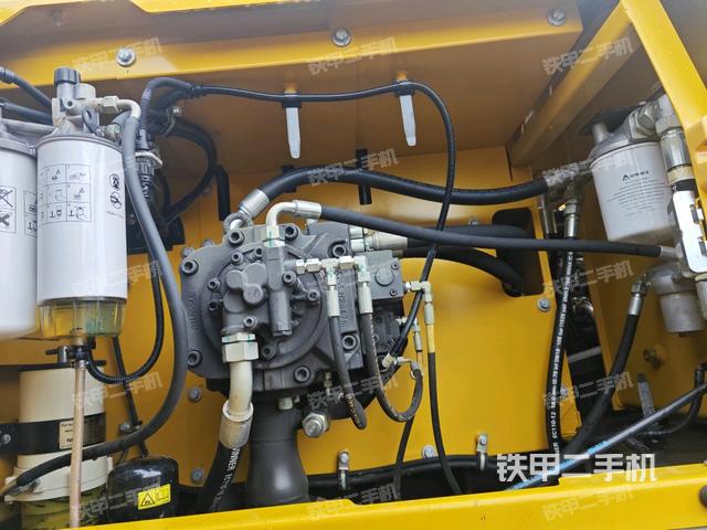 液压泵斜45 左（大件舱室）