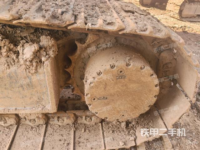 单侧履带整体（整机外观）