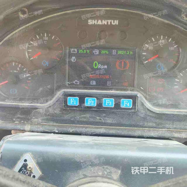 驾驶室工作台（整机外观及大件）