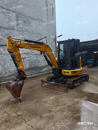 柳工9035EZTSG4挖掘机实拍图片