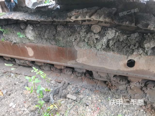 左側(cè)行走馬達蓋板（行走機構(gòu)）