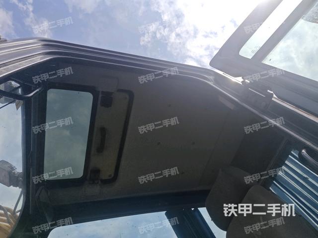 頂棚整體(駕駛室部分) 頂棚整體(駕駛室部分)