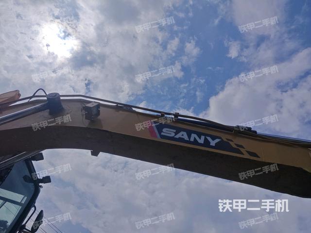 大臂整體?右側(cè)(工作和回轉(zhuǎn)裝置) 大臂整體?右側(cè)(工作和回轉(zhuǎn)裝置)