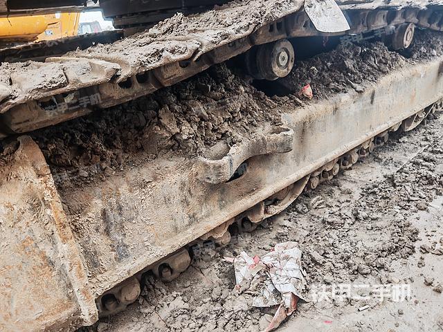 单侧履带整体（整机外观）