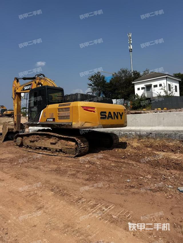 三一重工SY245H挖掘機(jī)
