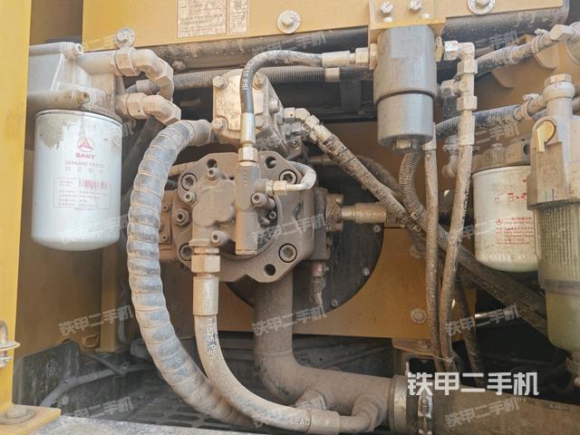 液压泵斜45 右（大件舱室）