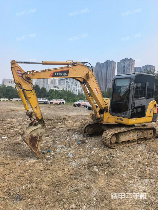 雷沃重工FR60E挖掘機(jī)