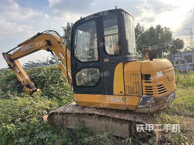 雷沃重工FR60-7挖掘機