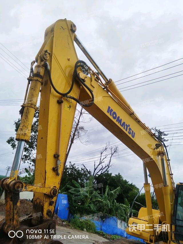 大臂整体 右侧（工作和回转装置）