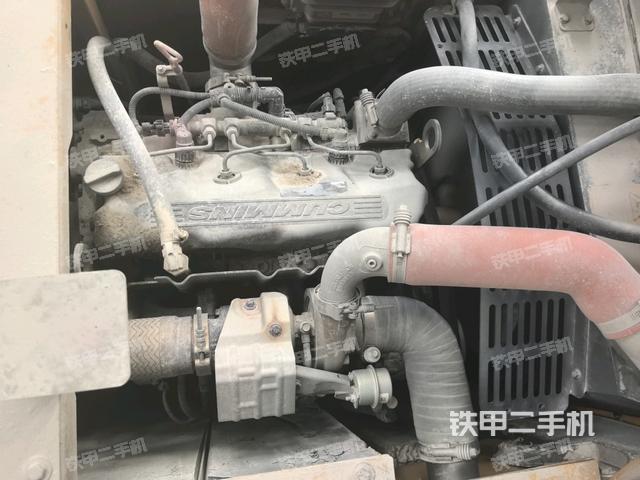 发动机室（上车部件）