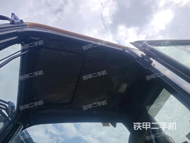 顶棚整体（驾驶室部分）