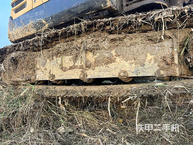 单侧履带整体（整机外观）