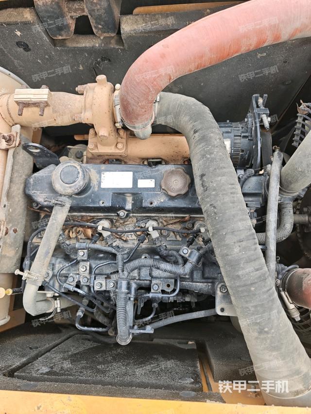 发动机室（上车部件）