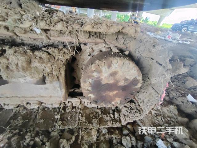 左驱动轮（行走机构）