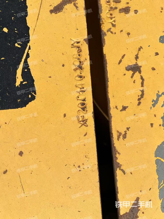 大臂根部 斜视（工作和回转装置）