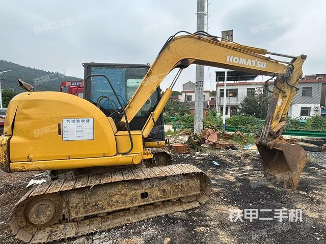 整机右后45°(整机外观) 整机右后45°(整机外观)