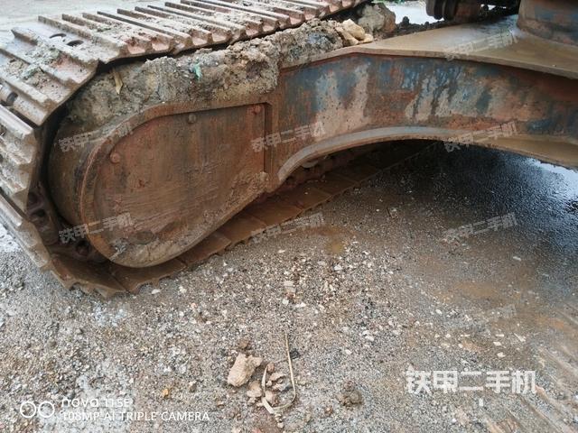 左侧行走马达盖板（行走机构）