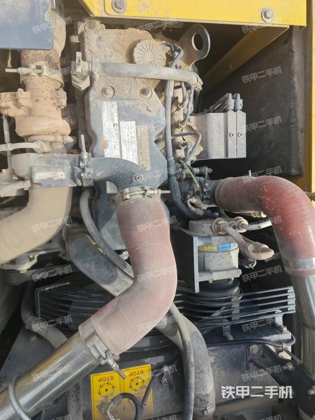 发动机室（上车部件）