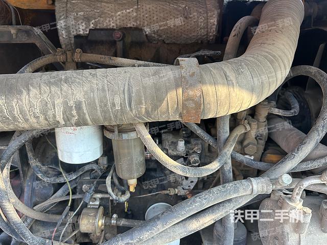 发动机整体俯视（整机外观）