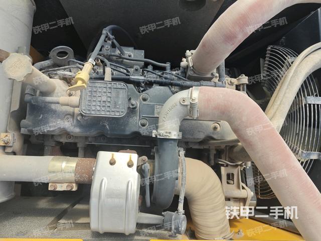 气门室盖螺丝特写（上车部件）