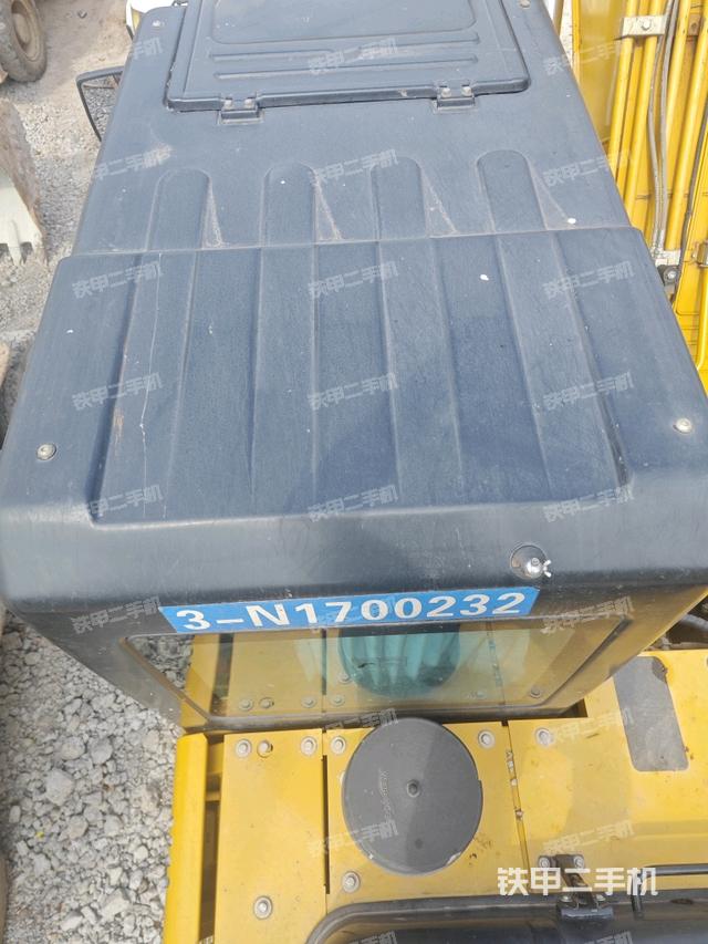 駕駛室頂部俯視(上車部件) 駕駛室頂部俯視(上車部件)
