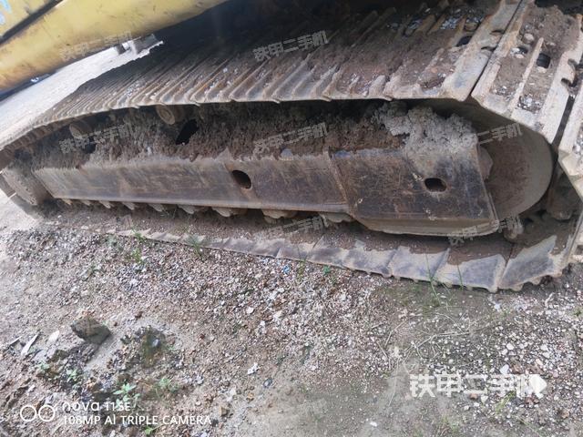 右驱动轮（行走机构）