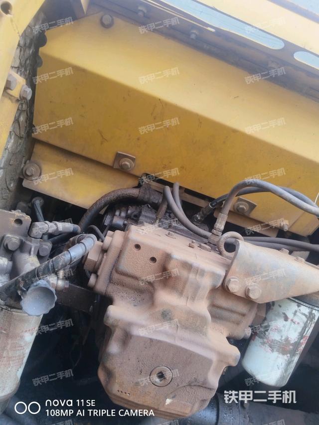 液压泵斜45 左（大件舱室）