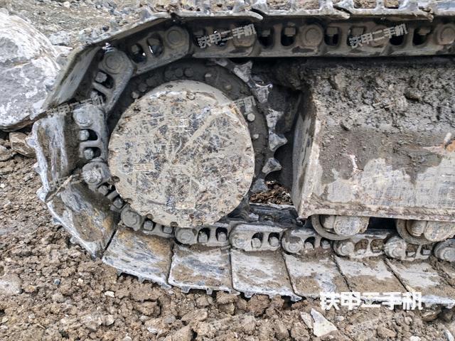 单侧履带整体（整机外观）