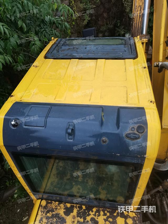 駕駛室頂部俯視（上車部件）