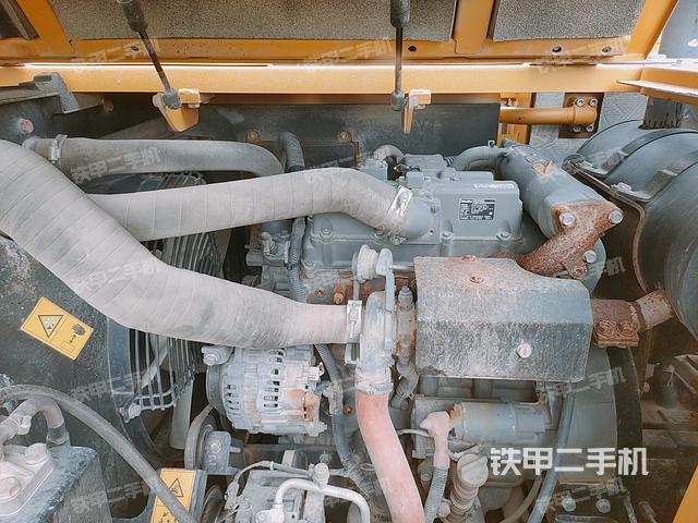 发动机整体俯视（整机外观）