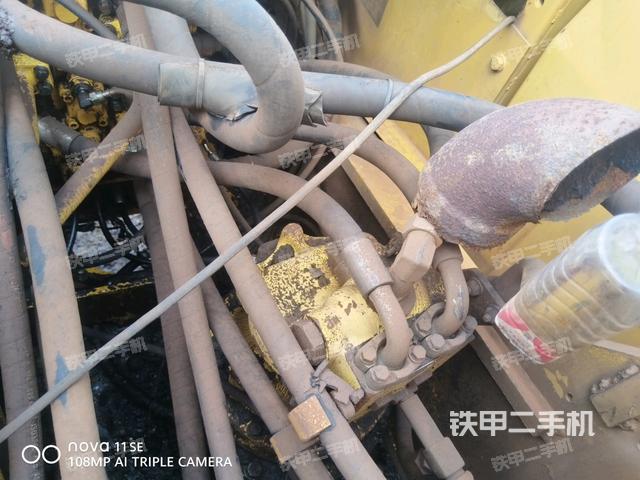 气门室盖螺丝特写（上车部件）