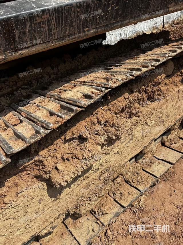 右側(cè)履帶整體（行走機(jī)構(gòu)）