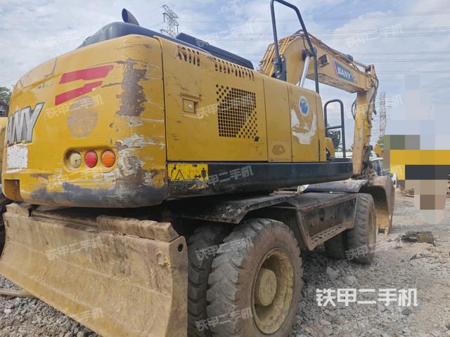 右后45(整機外觀) 右后45(整機外觀)
