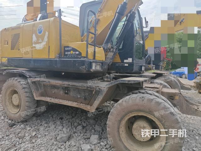 右前45(整機外觀) 右前45(整機外觀)