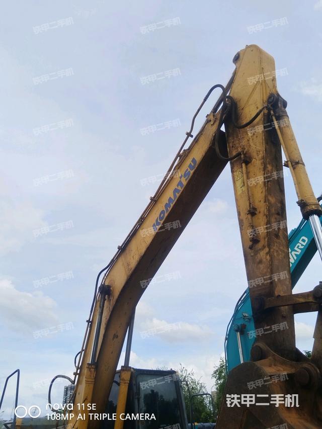 大臂整体 右侧（工作和回转装置）