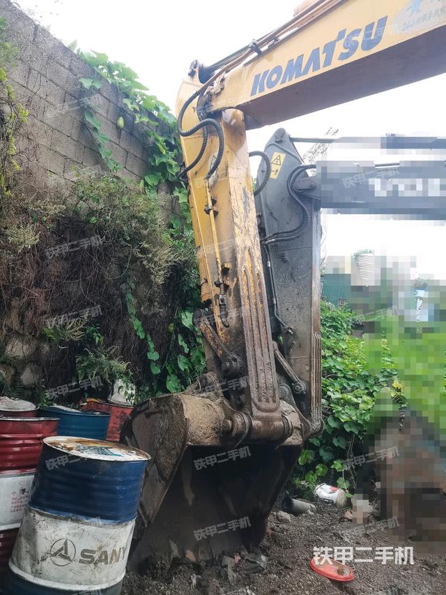 小臂整體左后（工作和回轉(zhuǎn)裝置）