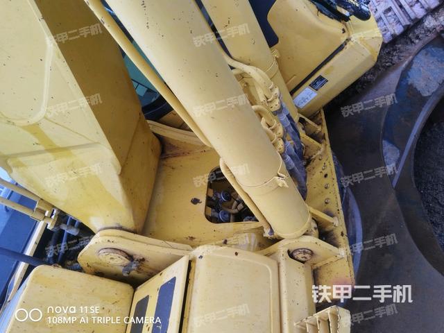 大臂根部 斜视（工作和回转装置）