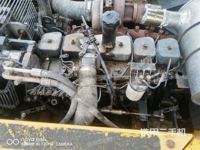 气门室盖螺丝特写（上车部件）