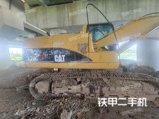 卡特彼勒320C挖掘机实拍图片