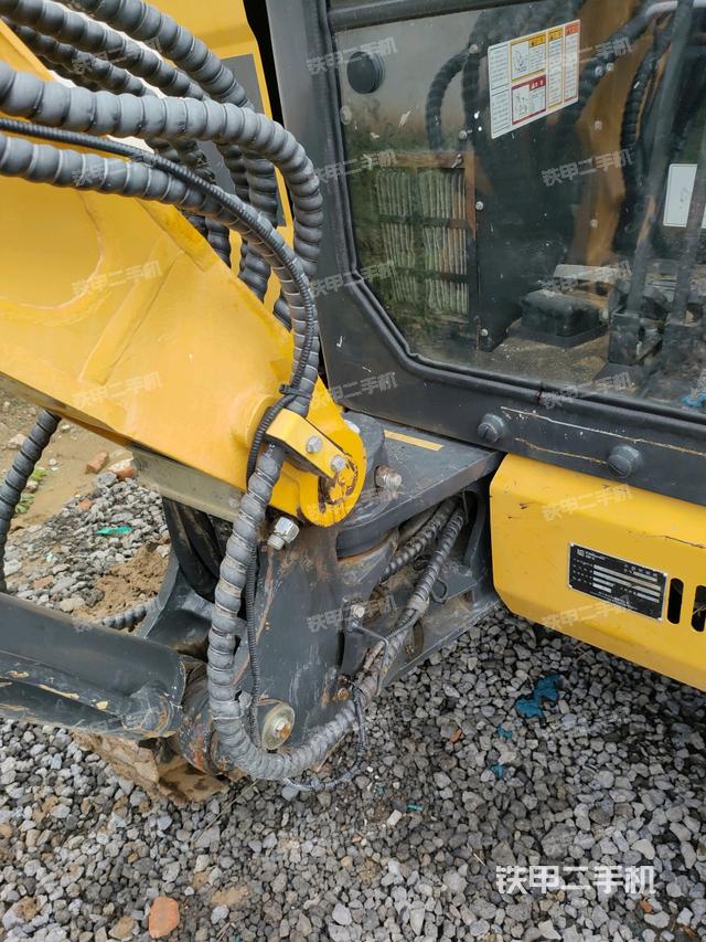 大臂根部 斜（工作和回转装置）