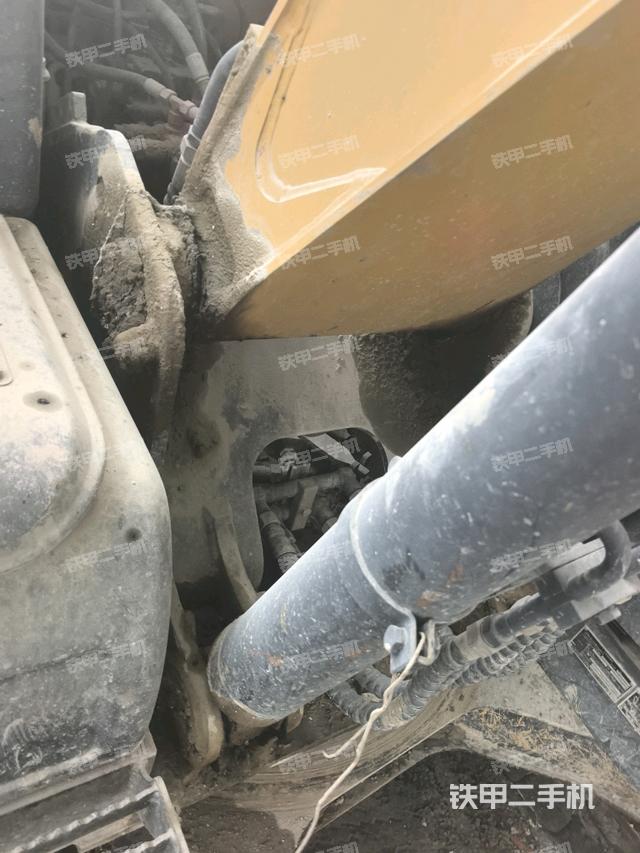 大臂根部 斜视（工作和回转装置）