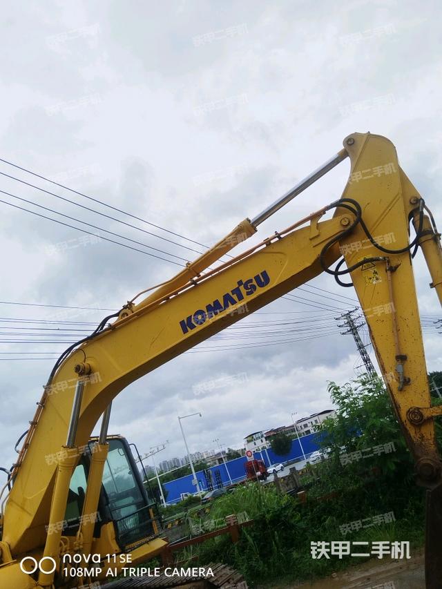 小臂整体左后（工作和回转装置）