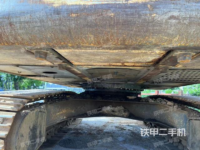 左驱动轮（行走机构）