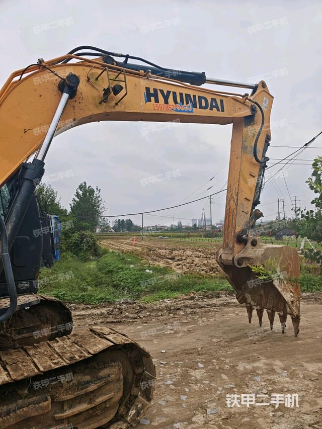 小臂整体左后（工作和回转装置）