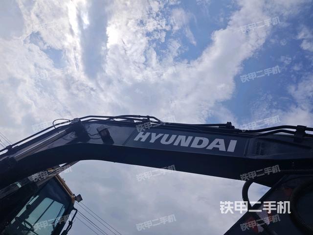 大臂整体 右侧（工作和回转装置）