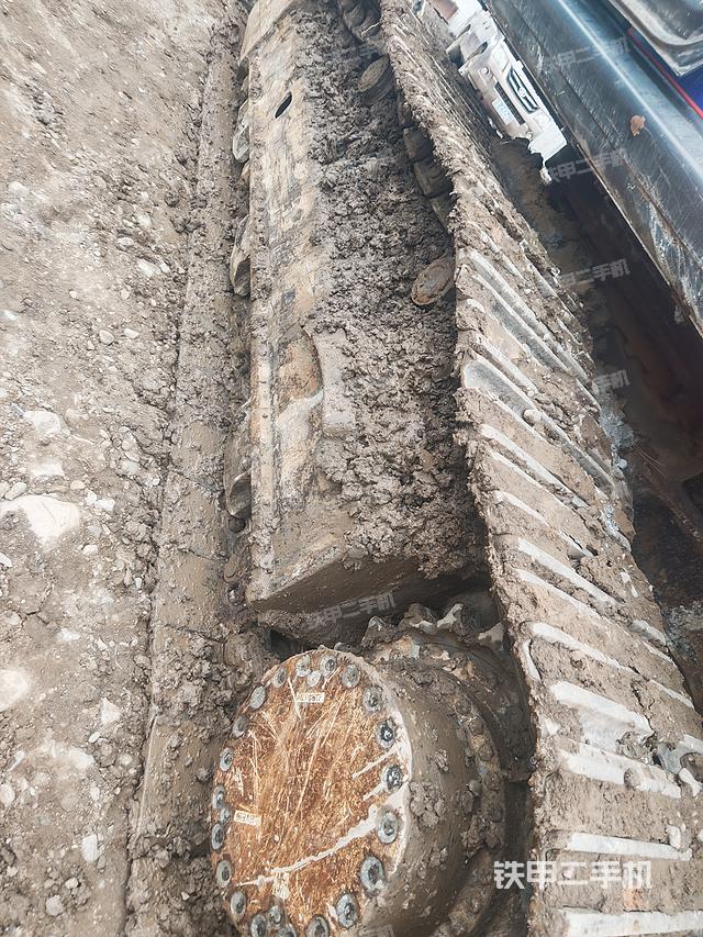 单侧履带整体（整机外观）