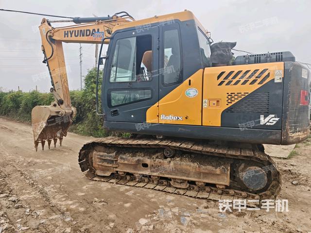 現(xiàn)代R110VS挖掘機(jī)