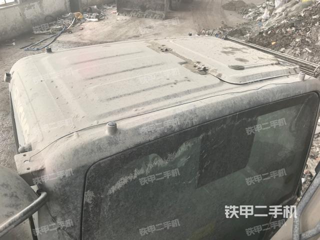 驾驶室顶部俯视（上车部件）