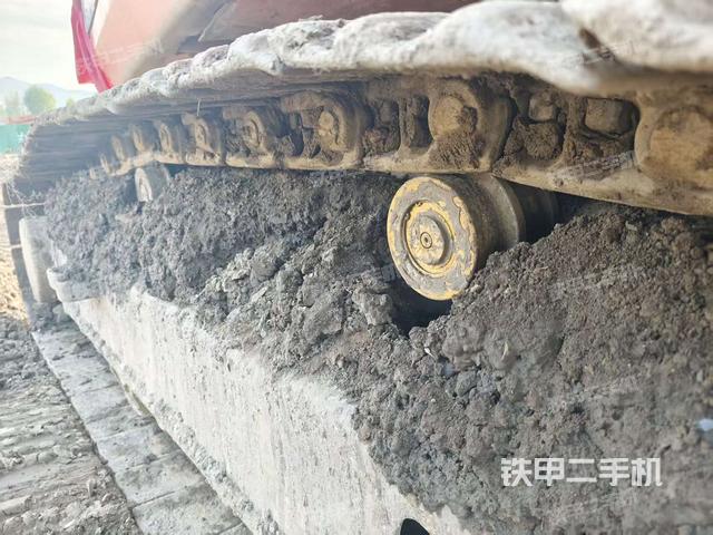 单侧履带整体（整机外观）